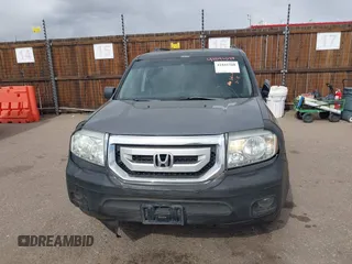 2011 Honda Pilot EX-L with VIN 5FNYF4H65BB066162, listed as a IAAI auction lot 41841588 with 387,036 mi miles and . Bid and sale history available at carsss.com. Image 12.