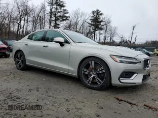 2019 Volvo S60 Inscription with VIN 7JRA22TL5KG002550, listed as a Copart auction lot 48065624 with 66,981 mi miles. Bid and sale history available at carsss.com. Image 4.
