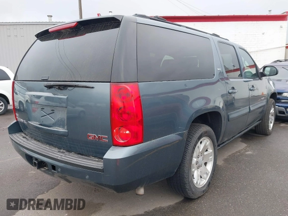 2008 GMC Yukon XL SLT 4SB z VIN 1GKFK163X8J238038, wystawiony jako IAAI lot #41715318 z przebiegiem 53 474 mil mil oraz . Historia ofert i sprzedaży dostępna na DreamBid. Obrazek 4.