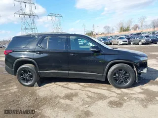 2023 Chevrolet Traverse LT Cloth with VIN 1GNEVGKWXPJ170993, listed as a IAAI auction lot 41532217 with 33,596 mi miles. Bid and sale history available at carsss.com. Image 14.