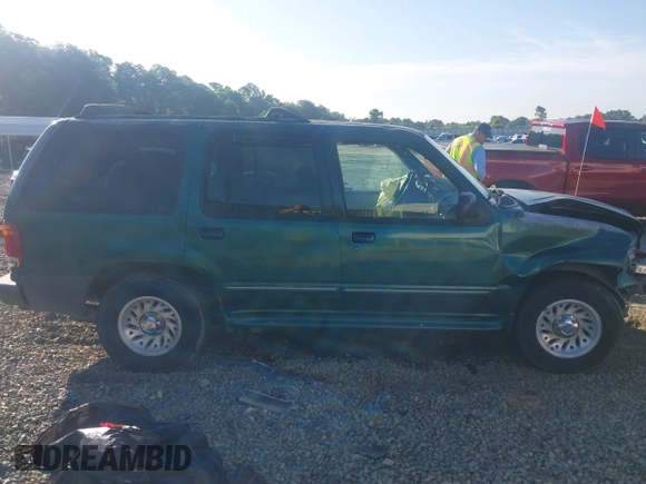 2000 Ford Explorer XLS z VIN 1FMZU62X3YUB73486, wystawiony jako IAAI lot #42542833 z przebiegiem 241 572 mil mil oraz . Historia ofert i sprzedaży dostępna na DreamBid. Obrazek 13.