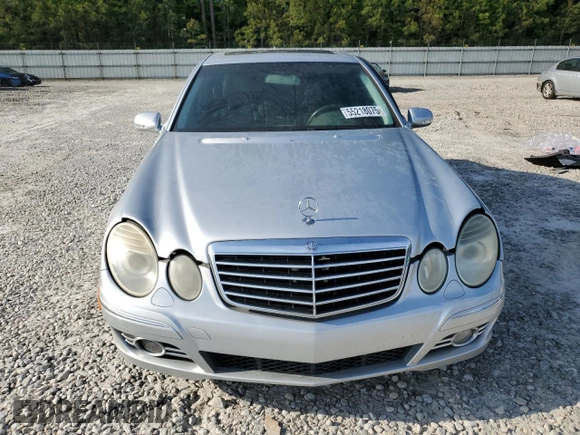 2007 Mercedes-Benz E 550 z VIN WDBUF72X17B045139, wystawiony jako Copart lot #55218075 z przebiegiem 148 304 mil mil oraz Szkoda całkowita • Salvage title. Historia ofert i sprzedaży dostępna na DreamBid. Obrazek 5.