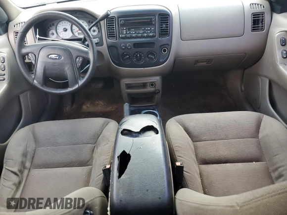 2001 Ford Escape XLT with VIN 1FMYU03161KC45236, listed as a Copart auction lot 75311644 with 271,155 mi miles and Salvage Title. Bid and sale history available at carsss.com. Image 8.