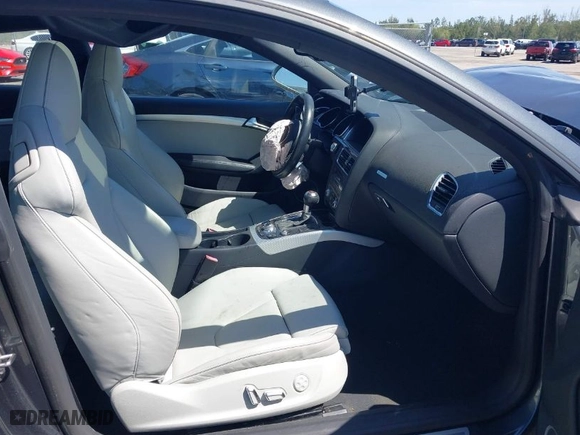 2013 Audi RS 5 with VIN WUAC6AFR2DA900747, listed as a IAAI auction lot 41822517 with 76,468 mi miles. Bid and sale history available at carsss.com. Image 5.
