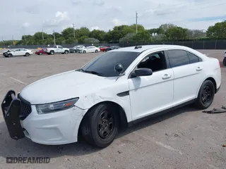 2016 Ford Sedan Police Interceptor with VIN 1FAHP2MK9GG109991, listed as a IAAI auction lot 41765235 with NaN miles. Bid and sale history available at carsss.com. Image 18.