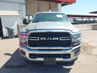 2024 Ram 2500 Big Horn with VIN 3C6UR5DL5RG100751, listed as a IAAI auction lot 42581273 with 15,353 mi miles and . Bid and sale history available at DreamBid. Image 12.