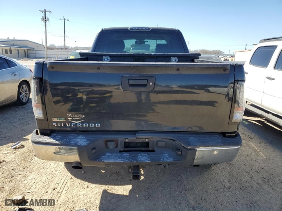 2009 Chevrolet Silverado 1500 LTZ with VIN 1GCEK39059Z155589, listed as a Copart auction lot 89403035 with 265,526 mi miles and Salvage Title. Bid and sale history available at carsss.com. Image 6.