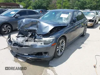 2015 BMW 3 Series 328i с VIN WBA3A5G5XFNS88465, выставлен на аукционе IAAI как лот 42676570 с пробегом 125 139 миль миль и . История ставок и продаж доступна на DreamBid. Изображение 17.