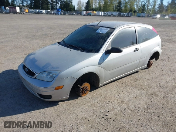 2007 Ford Focus S with VIN 1FAFP31N87W241707, listed as a IAAI auction lot 42019959 with Not Provided miles and . Bid and sale history available at carsss.com. Image 2.
