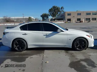 2017 Infiniti Q50 3.0t Premium with VIN JN1EV7AP3HM730522, listed as a IAAI auction lot 41399526 with 84,809 mi miles. Bid and sale history available at carsss.com. Image 14.