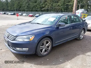 2015 Volkswagen Passat 2.0L TDI SEL Premium with VIN 1VWCV7A32FC013627, listed as a IAAI auction lot 41979341 with 175,728 mi miles. Bid and sale history available at carsss.com. Image 2.
