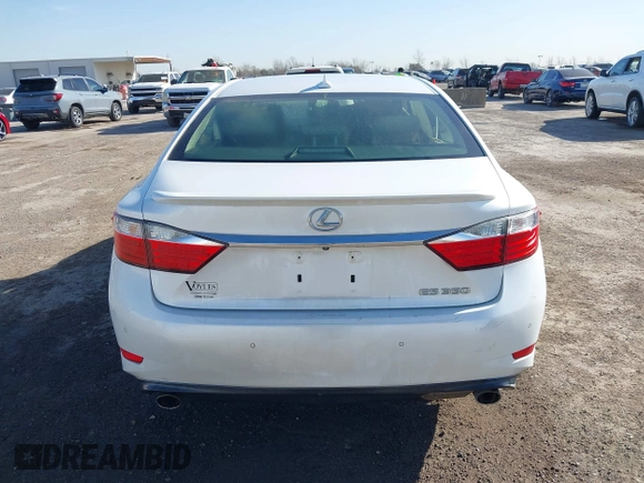 2013 Lexus ES 4dr Sdn with VIN JTHBK1GG0D2080128, listed as a IAAI auction lot 41780961 with 94,410 mi miles. Bid and sale history available at carsss.com. Image 17.