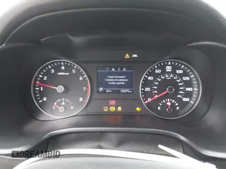 2021 Kia Forte LXS z VIN 3KPF24AD8ME284245, wystawiony jako IAAI lot #42451746 z przebiegiem 56 975 mil mil oraz . Historia ofert i sprzedaży dostępna na DreamBid. Obrazek 7.