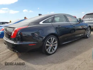 2017 Jaguar XJ with VIN SAJWA1C70H8W08833, listed as a Copart auction lot 76205434 with 0 mi miles and Non Repairable. Bid and sale history available at carsss.com. Image 3.