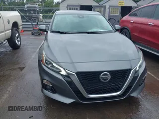 2020 Nissan Altima SL z VIN 1N4BL4EVXLC138536, wystawiony jako IAAI lot #42123765 z przebiegiem 101 093 mil mil oraz . Historia ofert i sprzedaży dostępna na DreamBid. Obrazek 6.