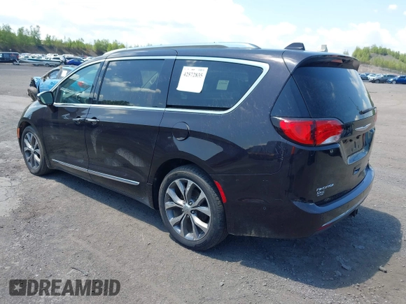2017 Chrysler Pacifica Limited with VIN 2C4RC1GG7HR525064, listed as a IAAI auction lot 42572835 with 205,452 mi miles and . Bid and sale history available at DreamBid. Image 3.