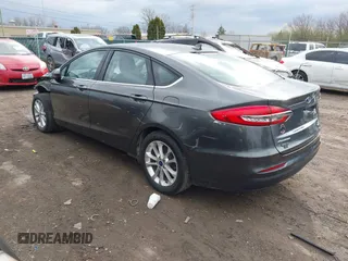 2020 Ford Fusion SE with VIN 3FA6P0HD8LR257138, listed as a IAAI auction lot 41939024 with 101,170 mi miles. Bid and sale history available at carsss.com. Image 3.