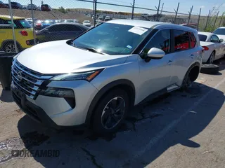 2024 Nissan Rogue SV with VIN 5N1BT3BA1RC696625, listed as a IAAI auction lot 42179968 with 28,943 mi miles and . Bid and sale history available at carsss.com. Image 18.