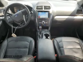 2018 Ford Explorer Sport z VIN 1FM5K8GTXJGA40833, wystawiony jako Copart lot #60527975 z przebiegiem 123 544 mil mil oraz Szkoda całkowita • Salvage title. Historia ofert i sprzedaży dostępna na DreamBid. Obrazek 8.