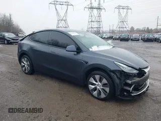 2022 Tesla Model Y Long Range z VIN 7SAYGDEE9NF331410, wystawiony jako IAAI lot #41580172 z przebiegiem Nie podano mil oraz . Historia ofert i sprzedaży dostępna na DreamBid. Obrazek 1.