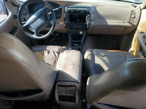 1998 Ford Explorer XLT with VIN 1FMZU32P7WZC30996, listed as a Copart auction lot 55173285 with 154,893 mi miles and Salvage title. Bid and sale history available at DreamBid. Image 8.