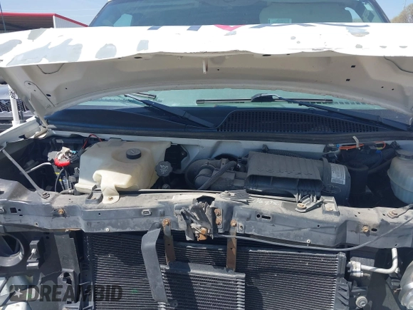 2005 Chevrolet Express Cargo with VIN 1GCGG25V951229076, listed as a IAAI auction lot 42031009 with 114,530 mi miles and . Bid and sale history available at DreamBid. Image 10.
