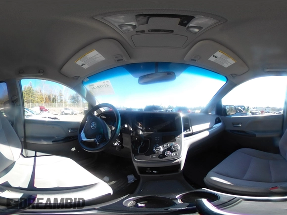 2015 Toyota Sienna LE AAS with VIN 5TDKK3DCXFS594370, listed as a IAAI auction lot 41910126 with 131,638 mi miles. Bid and sale history available at carsss.com. Image 18.