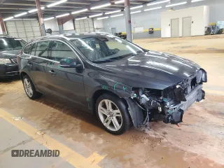 2015 Volvo V60 T5 Drive-E Platinum with VIN YV140MEM8F1261054, listed as a Copart auction lot 58130135 with 123,796 mi miles and Salvage title. Bid and sale history available at DreamBid. Image 4.