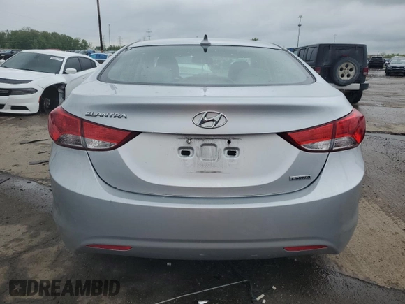 2013 Hyundai Elantra Limited z VIN 5NPDH4AE1DH268737, wystawiony jako Copart lot #56533965 z przebiegiem 77 637 mil mil oraz Czysty tytuł • Clean title. Historia ofert i sprzedaży dostępna na DreamBid. Obrazek 6.