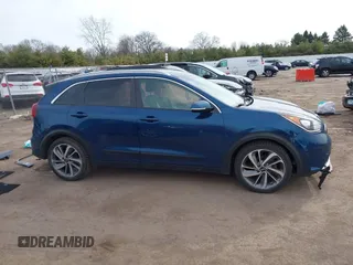2018 Kia Niro Touring with VIN KNDCE3LC6J5174472, listed as a IAAI auction lot 41824400 with 83,182 mi miles. Bid and sale history available at carsss.com. Image 14.