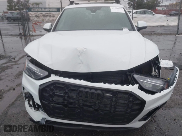 2025 Audi Q5 S line Premium z VIN WA1GAAFY2S2029189, wystawiony jako IAAI lot #41576981 z przebiegiem 1595 mil mil oraz . Historia ofert i sprzedaży dostępna na DreamBid. Obrazek 12.