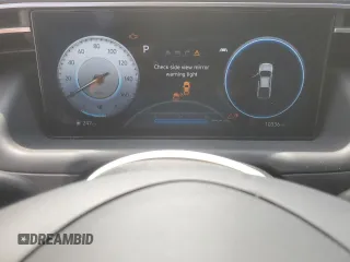 2024 Hyundai Santa Cruz SEL z VIN 5NTJCDDE4RH118725, wystawiony jako Copart lot #55079875 z przebiegiem 10 336 mil mil oraz Szkody całkowita. Historia ofert i sprzedaży dostępna na DreamBid. Obrazek 9.