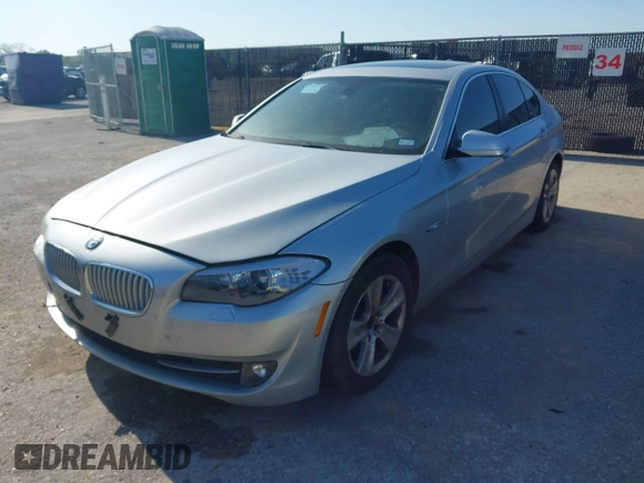2013 BMW 5 Series 528i xDrive with VIN WBAXH5C5XDD114174, listed as a IAAI auction lot 41934972 with 127,193 mi miles. Bid and sale history available at carsss.com. Image 6.