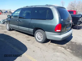 2000 Dodge Caravan SE z VIN 1B4GP44R7YB640326, wystawiony jako IAAI lot #41680410 z przebiegiem 213 009 mil mil oraz . Historia ofert i sprzedaży dostępna na DreamBid. Obrazek 3.