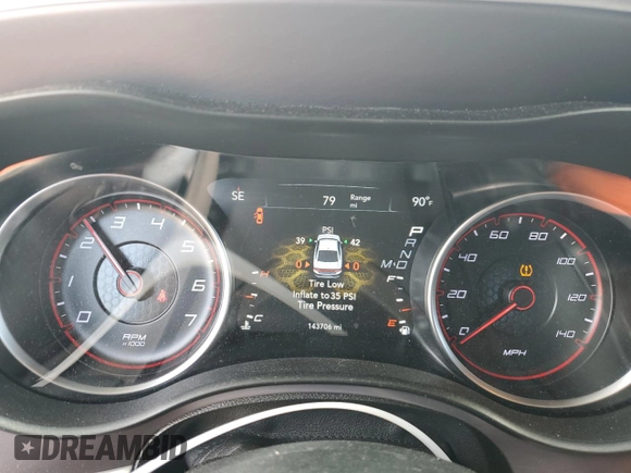 2019 Dodge Charger SXT z VIN 2C3CDXBG4KH714883, wystawiony jako Copart lot #54918765 z przebiegiem 143 706 mil mil oraz Szkoda całkowita • Salvage title. Historia ofert i sprzedaży dostępna na DreamBid. Obrazek 9.