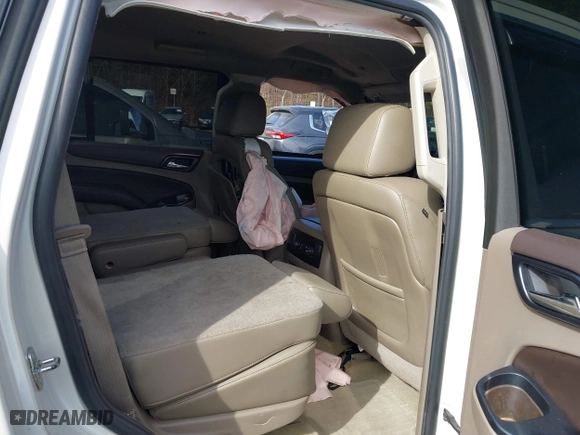 2015 Chevrolet Tahoe LTZ with VIN 1GNSCCKC2FR140524, listed as a IAAI auction lot 41592878 with 284,785 mi miles. Bid and sale history available at carsss.com. Image 8.