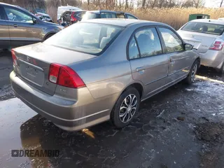 2004 Honda Civic LX with VIN 1HGES16694L001770, listed as a IAAI auction lot 41339665 with 222,430 mi miles. Bid and sale history available at carsss.com. Image 4.