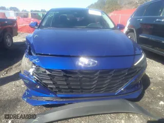 2022 Hyundai Elantra SE with VIN KMHLL4AGXNU255063, listed as a IAAI auction lot 41364777 with 31,512 mi miles. Bid and sale history available at carsss.com. Image 12.