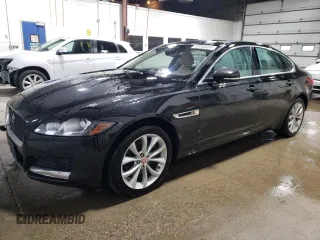 2018 Jaguar XF 25t Premium with VIN SAJBJ4FX7JCY56981, listed as a Copart auction lot 85208354 with 104,935 mi miles and Clean Title. Bid and sale history available at carsss.com. Image 1.