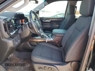 2023 Chevrolet Silverado 1500 RST with VIN 1GCUDEE82PZ183568, listed as a Copart auction lot 52950225 with 33,151 mi miles and Clean Title. Bid and sale history available at DreamBid. Image 7.