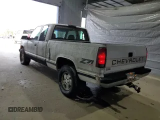 1995 Chevrolet Silverado 1500 with VIN 2GCEK19K9S1268403, listed as a Copart auction lot 50786135 with 1,750,906 mi miles and Clean Title. Bid and sale history available at DreamBid. Image 2.