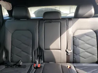 2024 Volkswagen Atlas SE с VIN 1V2KE2CA4RC221184, выставлен на аукционе Copart как лот 55039245 с пробегом 13 192 миль миль и Списание • Salvage title. История ставок и продаж доступна на DreamBid. Изображение 10.
