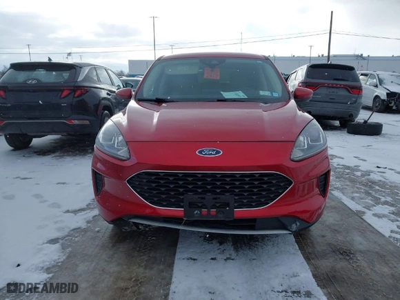 2020 Ford Escape SE with VIN 1FMCU9G63LUA50755, listed as a IAAI auction lot 41480558 with 27,540 mi miles. Bid and sale history available at carsss.com. Image 12.