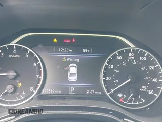 2017 Nissan Maxima SR with VIN 1N4AA6AP9HC457776, listed as a IAAI auction lot 41727746 with 179,819 mi miles and . Bid and sale history available at DreamBid. Image 7.