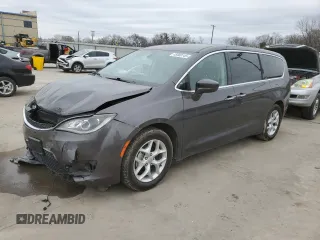 2018 Chrysler Pacifica Touring Plus with VIN 2C4RC1FG9JR102073, listed as a Copart auction lot 48063515 with 86,872 mi miles and Salvage Title. Bid and sale history available at DreamBid. Image 1.