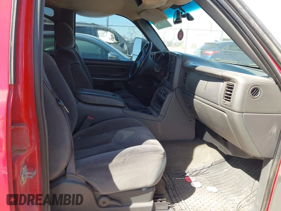 2005 GMC Sierra 1500 SLE z VIN 2GTEC13T951199456, wystawiony jako IAAI lot #41713285 z przebiegiem 219 386 mil mil oraz . Historia ofert i sprzedaży dostępna na DreamBid. Obrazek 5.