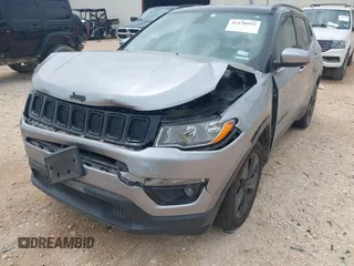 2018 Jeep Compass Latitude with VIN 3C4NJCBBXJT494116, listed as a IAAI auction lot 42150992 with 96,125 mi miles and . Bid and sale history available at DreamBid. Image 6.