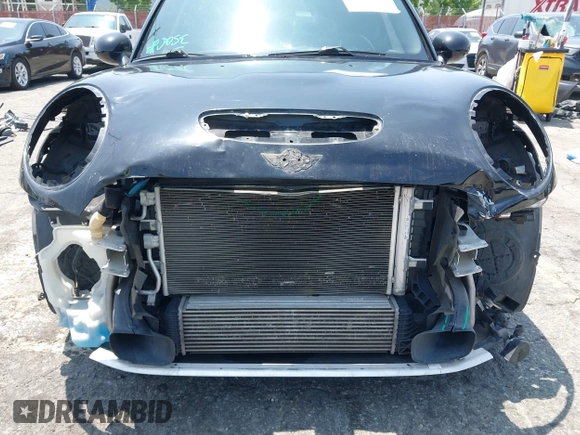 2015 MINI Hardtop 4 Door S with VIN WMWXU3C58F2B66601, listed as a IAAI auction lot 42444404 with 76,174 mi miles and . Bid and sale history available at DreamBid. Image 6.