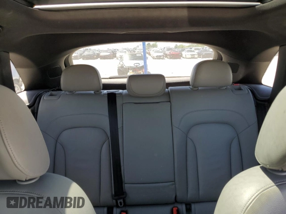 2018 Audi Q3 Premium z VIN WA1BCCFS1JR018251, wystawiony jako Copart lot #53403755 z przebiegiem 96 134 mil mil oraz Szkoda całkowita • Salvage title. Historia ofert i sprzedaży dostępna na DreamBid. Obrazek 10.