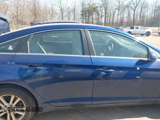 2017 Hyundai Sonata SE with VIN 5NPE24AF6HH594716, listed as a IAAI auction lot 41586899 with 84,095 mi miles and . Bid and sale history available at DreamBid. Image 13.